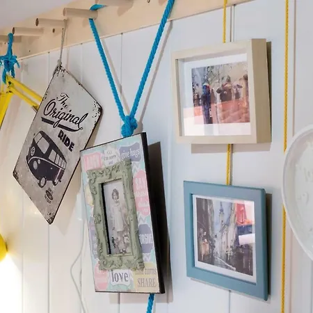 Amalia's Doll House Apartment Lisbon